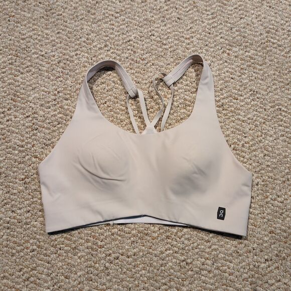 On Cloud Performance Sports Bra S-M White Strappy Active Gym Yoga - Picture 1 of 6